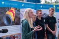 Bivša dijakinja in dijaki pri predstavitvi posameznih zadolžitev na projektu Calypso