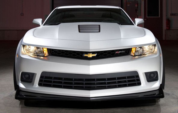 Chevrolet Camaro Z/28: Najbolj zmogljiv Camaro na dirkalnih stezah