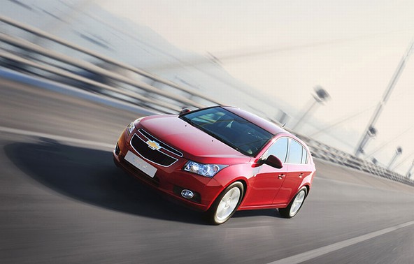 Chevrolet: Petvratni cruze prinaša izjemno razmerje med vrednostjo in ceno