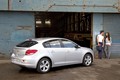 Petvratni chevrolet cruze : Izjemno razmerje med vrednostjo in ceno ter edinstven slog