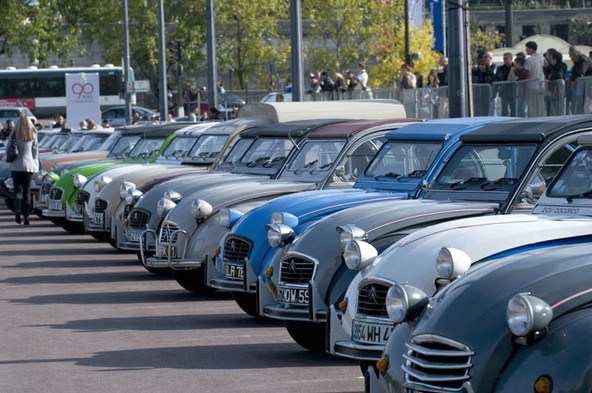 Citroën 2CV: Največji shod lastnikov na svetu