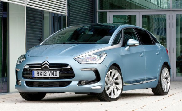 Citroën DS5: Drzno presenečenje in večna zapeljivost