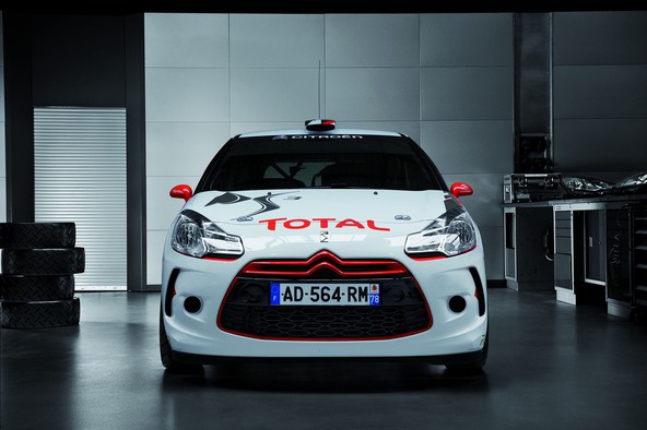 Citroën DS3 R3: Nov standard