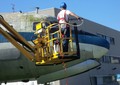 AGO QUART in čiščenje letala DC6: Skupaj lahko spremljamo, kako se bo površina čistila in očistila!