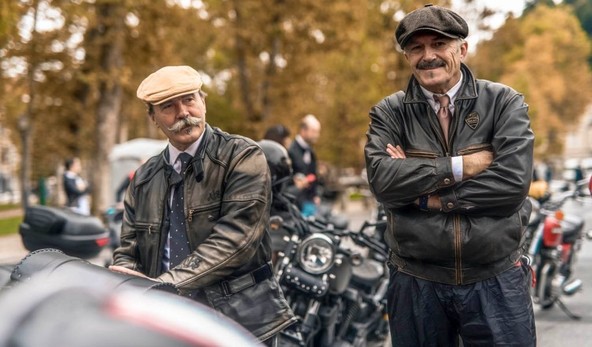 Distinguished Gentleman's Ride Ljubljana 2019: Dobrodelno druženje v gosposki obleki in z ustreznimi motocikli 