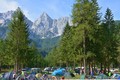 Kamp Špik v Gozdu Martuljku: Med Slovenci je kultura kampiranja vedno bolj razširjena