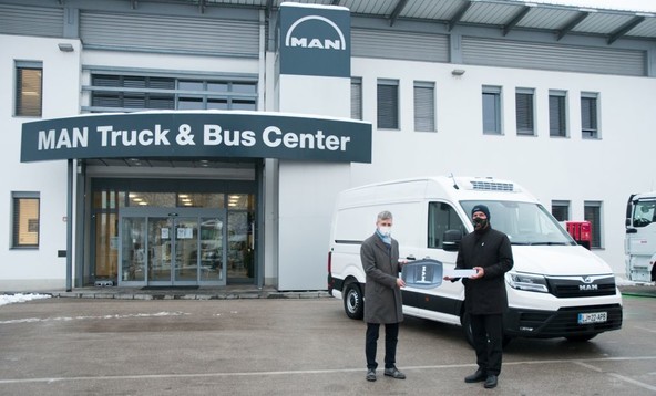 PRIGO in MAN Truck & Bus Slovenija: Primopredaja prvega električnega dostavnika MAN eTGE