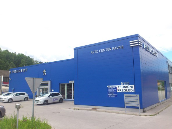 Avto center Ravne: Otvoritev novega Peugeotovega salona na Koroškem