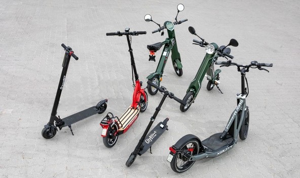 Električna kolesa in skiroji oz. električni skiroji: Kako so cene goriva oblikovale spletno povpraševanje?