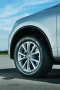 Goodyear EfficientGrip SUV: Land Rover in Audi izbrala »pnevmatiko leta 2012«