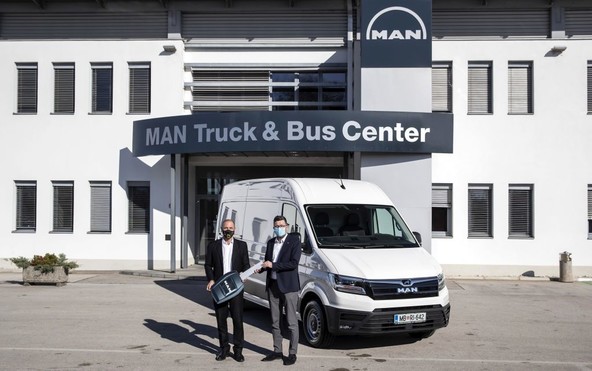 MAN eTGE: Primopredaja prvega električnega dostavnika za Henkel Maribor 
