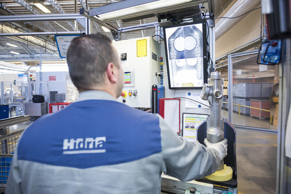 Inovativen razvoj elektromobilnosti: Hidria bo BMW-ju dobavljala inovativna aluminijasta ohišja volanskih sistemov