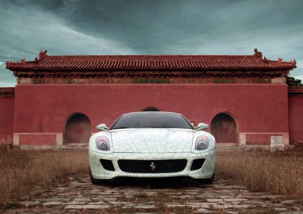 Ferrari: Ferrari na Kitajskem prodal skoraj tristo avtomobilov
