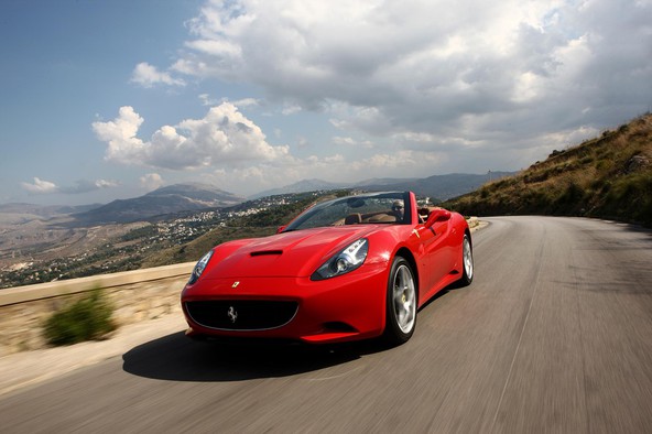 „Originalno vzdrževanje Ferrari“: Ferrarijev sedemletni načrt brezplačnega vzdrževanja