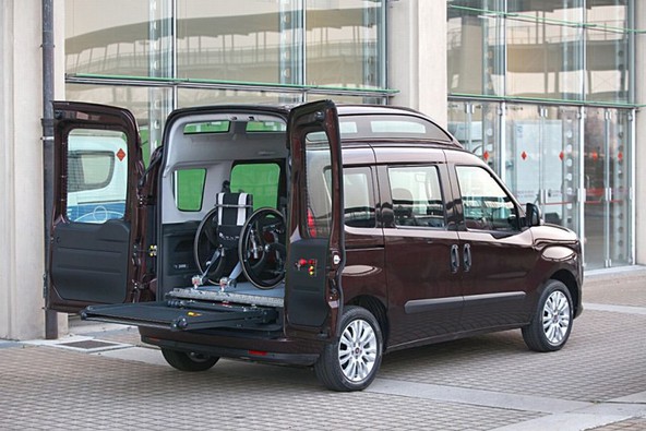 Autonomy - Fiatov program mobilnosti : Glavni sponzor svetovnega pokala v alpskem smučanju za invalide 