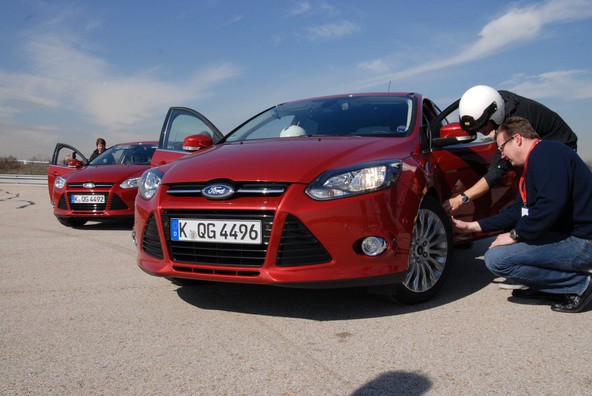 Ford focus: Prvo globalno testiranje novega focusa ustvarja ‘buzz’