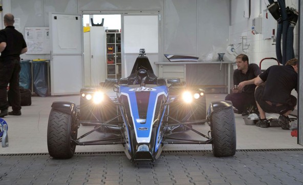 Formula Ford 1.0 EcoBoost: Fordov dirkalnik prehitel superšportnike na dirkališču Nürburgring