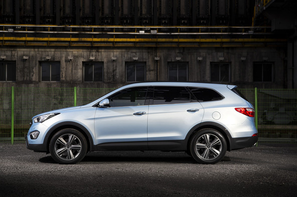 Hyundai : Grand Santa Fe premierno predstavljen na avtosalonu v Ženevi