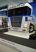 Futuristični Goodyear: LEGO tovornjak za medicinsko oskrbo poklicnih voznikov