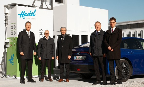 V Salonitu Anhovo s prvo polnilnico s čistim vodikom v Sloveniji : Okolju prijazno poslovanje se začne pri sami organizaciji dela 