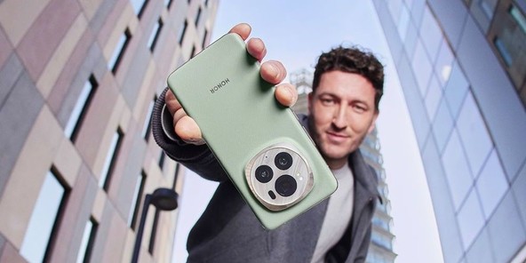 Pametni telefon Magic6 Pro: HONOR-jeva tehnologija umetne inteligence spreminja pravila industrije