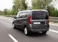 Dostavno in Tovorno vozilo leta 2016: Fiat doblo cargo je dostavno, mercedes-benz actros pa tovorno vozilo leta 2016