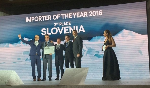 Porsche Slovenija: Porsche Slovenija s Škodo tokrat viceprvak med uvozniki za leto 2016