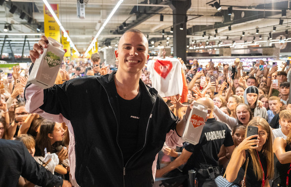 Mercator HM Šiška Ljubljana pokal po šivih: Mladi megazvezdnik Voyage povzročil evforijo v Mercator HM Šiška Ljubljana