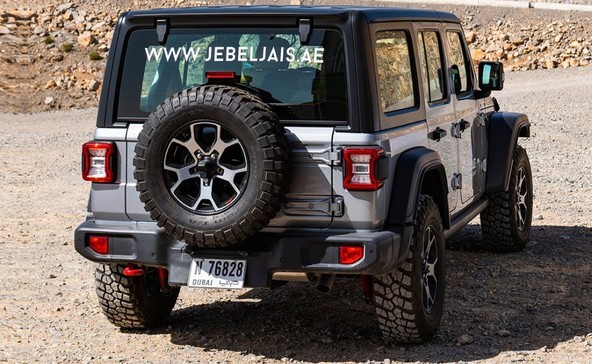 Pustolovščina brez predaha: Znamka Jeep in Jebel Jais Flight sta združila moči