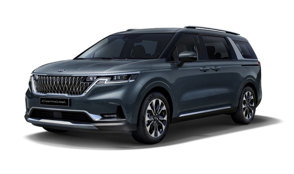 KIA Carnival: Kia razkrila četrto generacijo enoprostorskega modela 