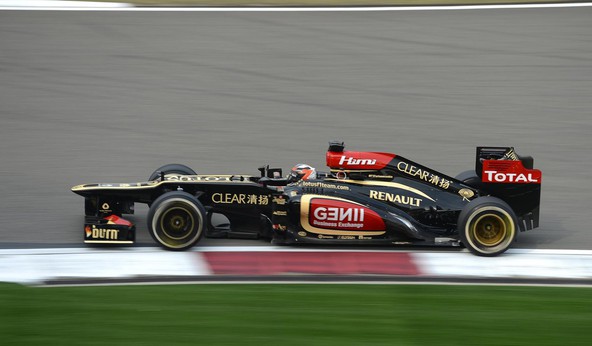 VN Kitajske: Kimi Räikkönen z močjo motorja Renault RS27 osvojil drugo mesto