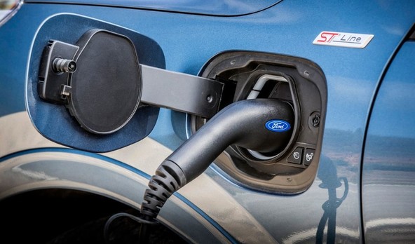 Ford Kuga PHEV: Uporabniki izkoristijo večino dosega z izključno električnim pogonom
