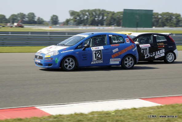 LEMA Racing: Napoved zadnje dirke za pokal LEMA Grande Punto 2011