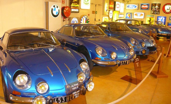 Renault Classic : Povsem nova spletna stran, namenjena vsem ljubiteljem starih renaultov