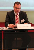 MAN: Skoraj milijarda evrov dobička v poslovnem letu 2012