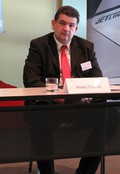MAN: Skoraj milijarda evrov dobička v poslovnem letu 2012