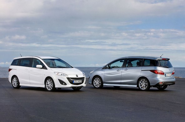 Nova mazda5 : Ugodneje in udobneje v poletje z novo mazdo