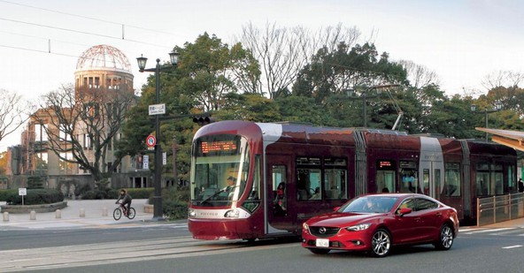 Mazda ASV-5 system: Mazda predstavlja najsodobnejšo tehnologijo varnosti na svetu
