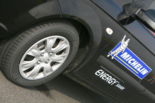 Michelin: Ozadje novega označevanja: kdo in kako določa razrede pnevmatik?