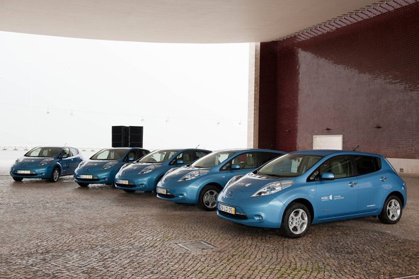 Nissan: Pospešil načrte za vzpostavitev vseevropskega omrežja hitrih polnilnih naprav