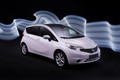 Nissan: Kamera za vzvratni pogled s pametnim samočistilnim sistemom