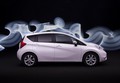 Nissan: Kamera za vzvratni pogled s pametnim samočistilnim sistemom