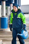 OMV: Oblekel 25.000 zaposlenih na bencinskih servisih v nove uniforme