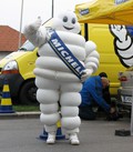Michelin & OMV Slovenija : Michelinova akcija Napolnimo pnevmatike z zrakom! na bencinskih servisih OMV