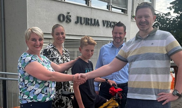 Program Varno na kolesu: OŠ JURIJA VEGE prejela kolo