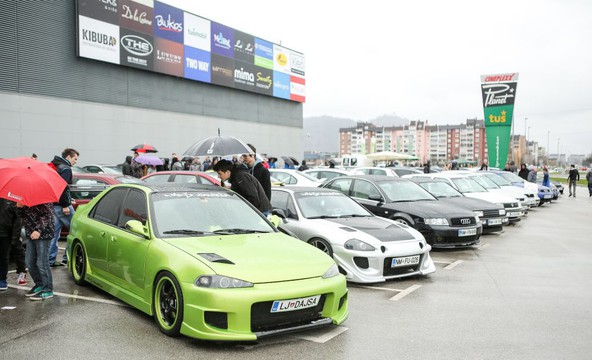 One Last Furious Show: Navdušenci nad franšizo Hitri in Drzni preplavili Kranj
