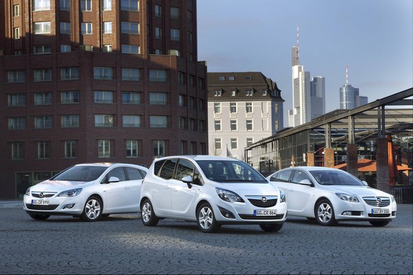 Opel: Nadaljuje z rastjo prodaje