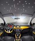 Svetovna premiera v Parizu: Opel ADAM osvaja prestolnico mode