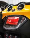 Svetovna premiera v Parizu: Opel ADAM osvaja prestolnico mode
