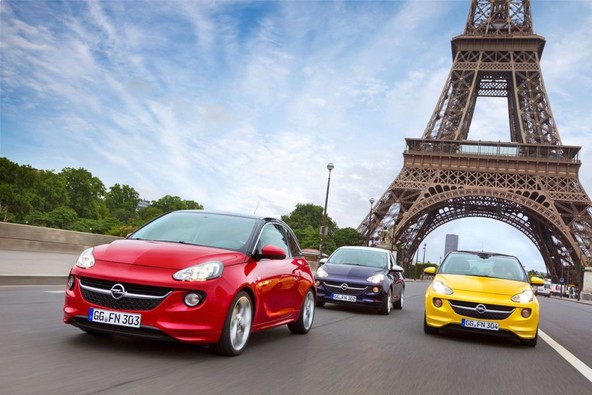 Svetovna premiera v Parizu: Opel ADAM osvaja prestolnico mode
